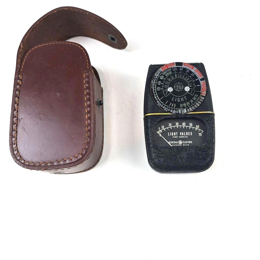 Vintage General Electric GE DW-58 Exposure Meter Light Meter with Leather Case